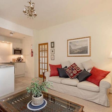 Ferienwohnung Stunning Panoramic Views: Heart Of The Royal Mile EDI Exterior foto