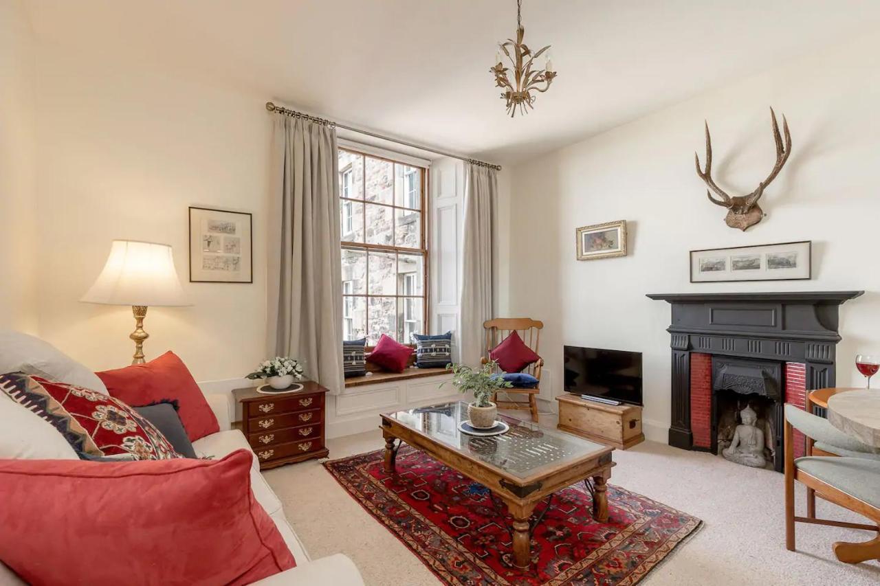 Ferienwohnung Stunning Panoramic Views: Heart Of The Royal Mile EDI Exterior foto