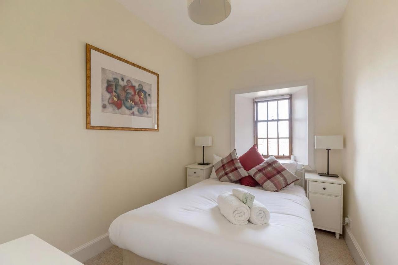 Ferienwohnung Stunning Panoramic Views: Heart Of The Royal Mile EDI Exterior foto